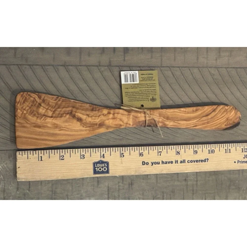 Trader Joe’s Limited Edition Holiday Hand Crafted Olive Wood Spatula